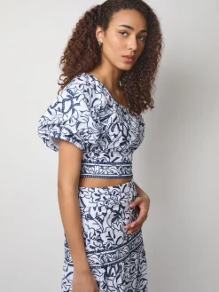 Clearance Embroidered Floral Cropped Cotton Blouse Blouses & Shirts|Tops & Tees