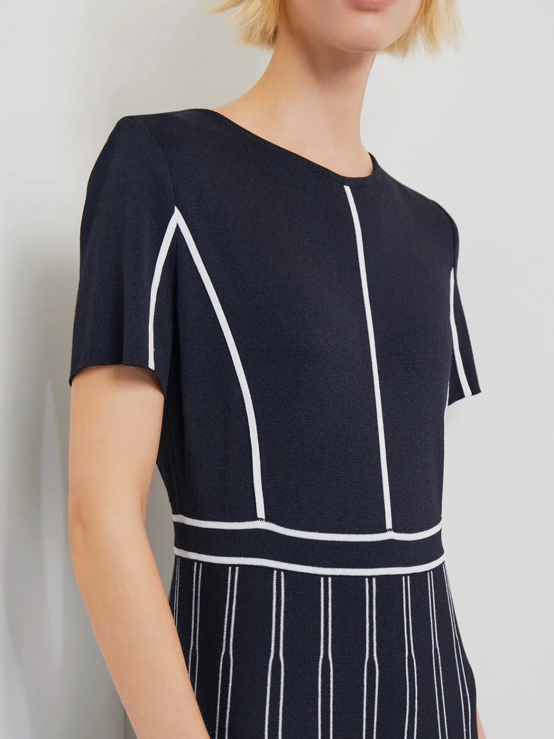 Fashion Modern Fit Contrast Stripe A-Line Soft Knit Dress Dresses