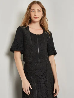 Discount Modern Fit Cropped Textural Woven Blouse Blouses & Shirts|Tops & Tees