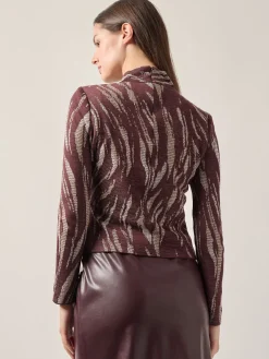 Clearance Modern Fit Oval Front Cutout Jacquard Knit Top Tops & Tees