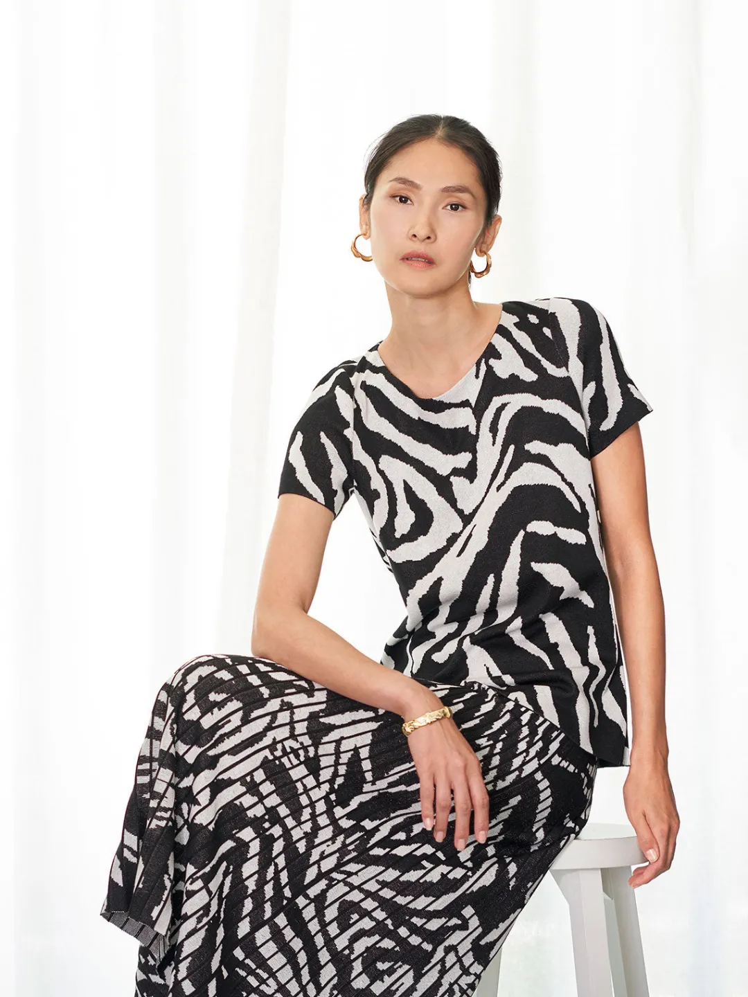 Best Short Sleeve Zebra Soft Knit Top Tops & Tees